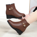 Bota Feminina Carpem Couro Legítimo/Promoção de Outono
